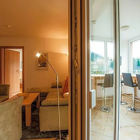 Panorama Das.schiller 4*