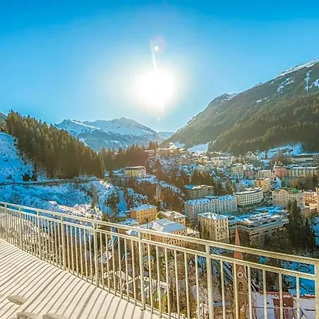 Panorama Das.schiller Aparthotel 4*